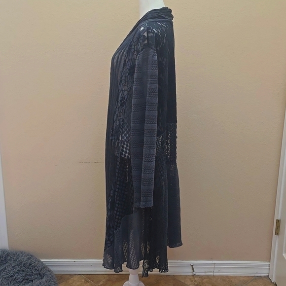 This and That Blue Multi-lace Long Duster, XL - Picture 7 of 9